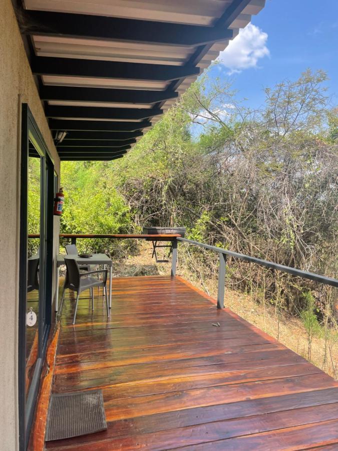 White Sands Lodge Divundu Екстериор снимка