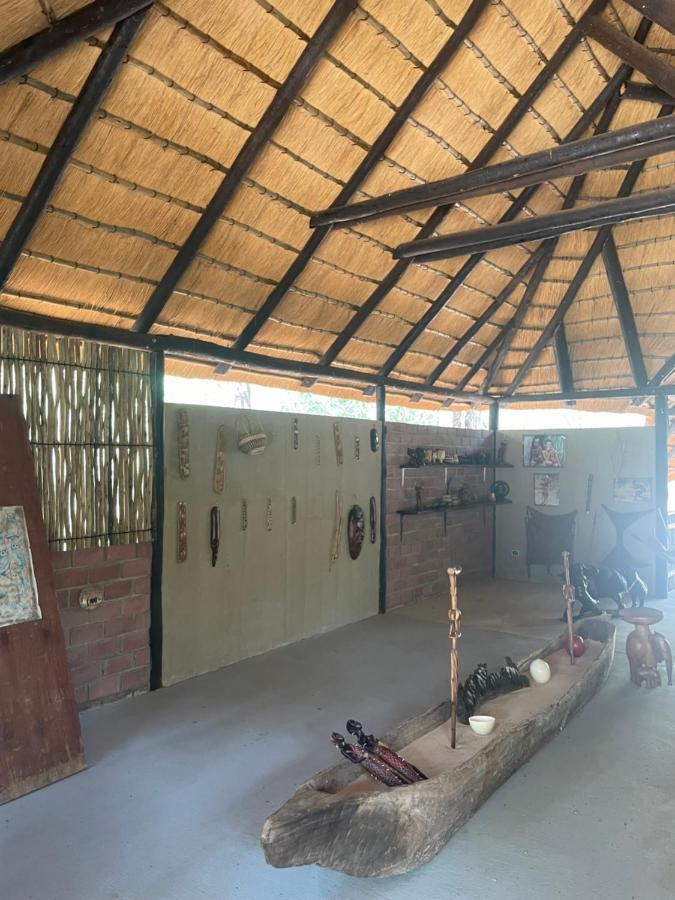 White Sands Lodge Divundu Екстериор снимка